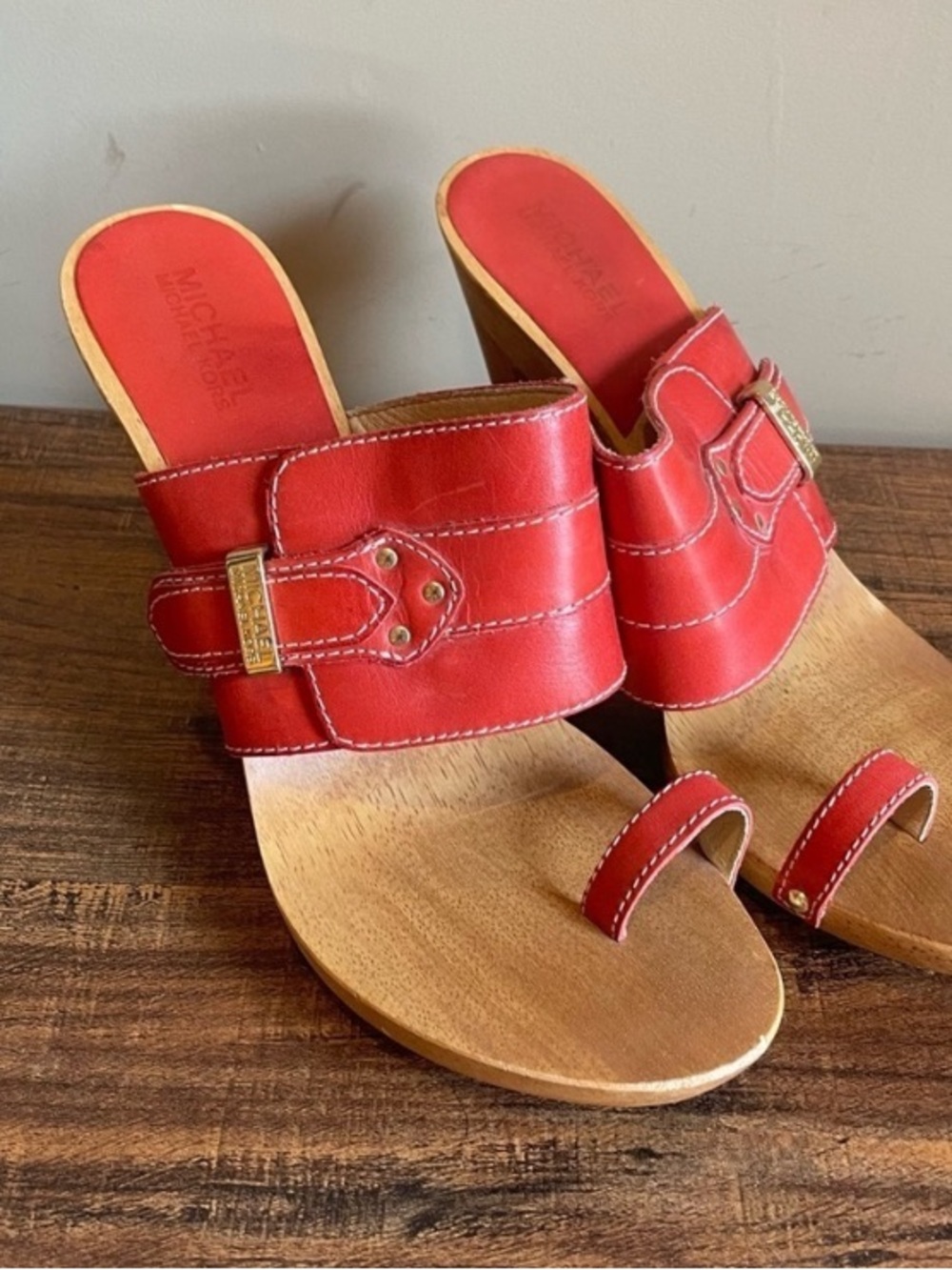 Michael Kors Red Leather Wooden-Heel Slide Mules Sandals - Picture 2 of 4